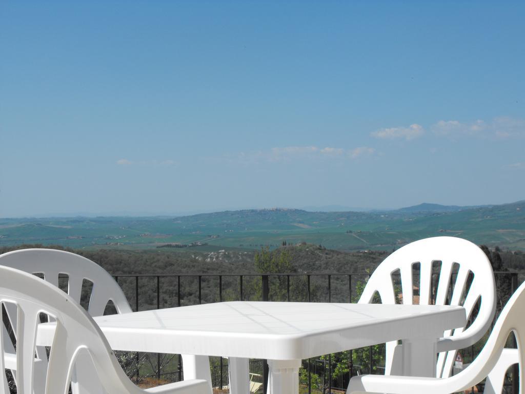 Finestra Della Val D'Orcia Apartment Contignano Room photo