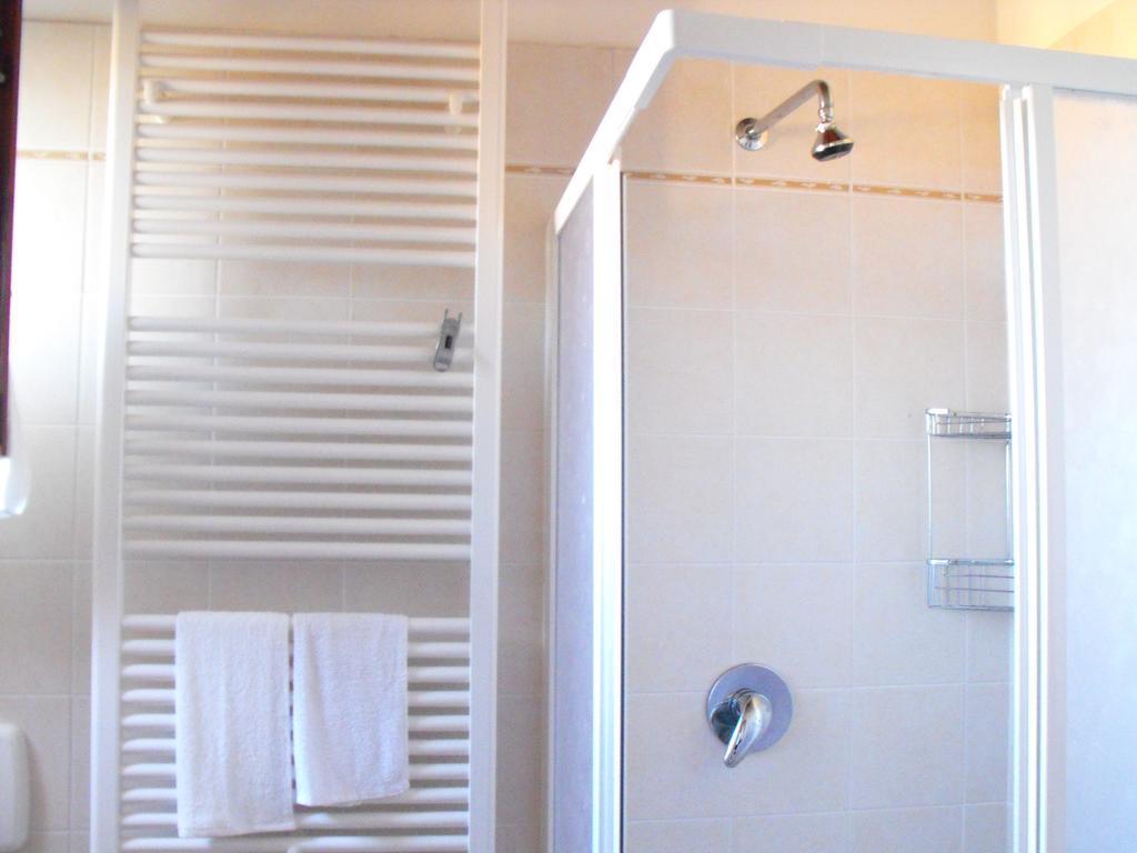 Finestra Della Val D'Orcia Apartment Contignano Room photo