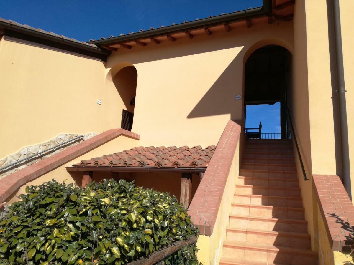 Finestra Della Val D'Orcia Apartment Contignano Exterior photo